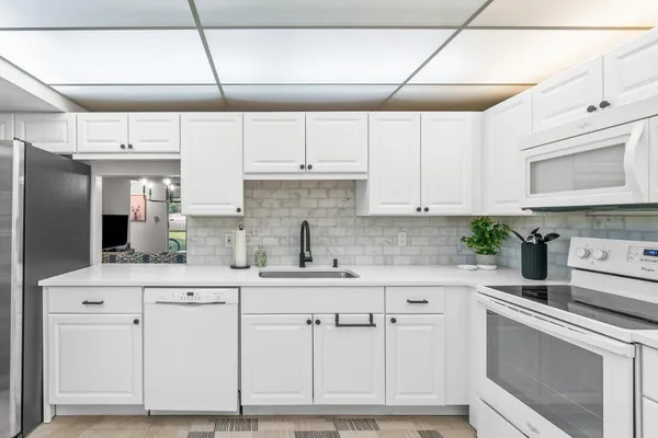 $2,500 | 6000 Northwest 2nd Avenue, Unit 138, Boca Raton, FL 33487