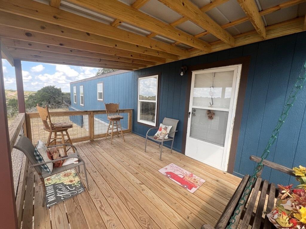140 Teague Road Kerrville, TX 78028 - Photo 4 of 44