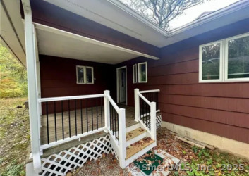 958 Dunbar Hill Road Hamden, CT 06514 - Photo 13 of 22 a front view of a house with stairs