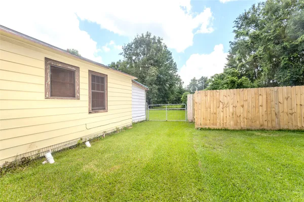 $160,000 | 165 County Road 2359, Liberty, TX 77575