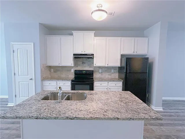 $1,650 | 1892 Old Dogwood, Jonesboro, GA 30238