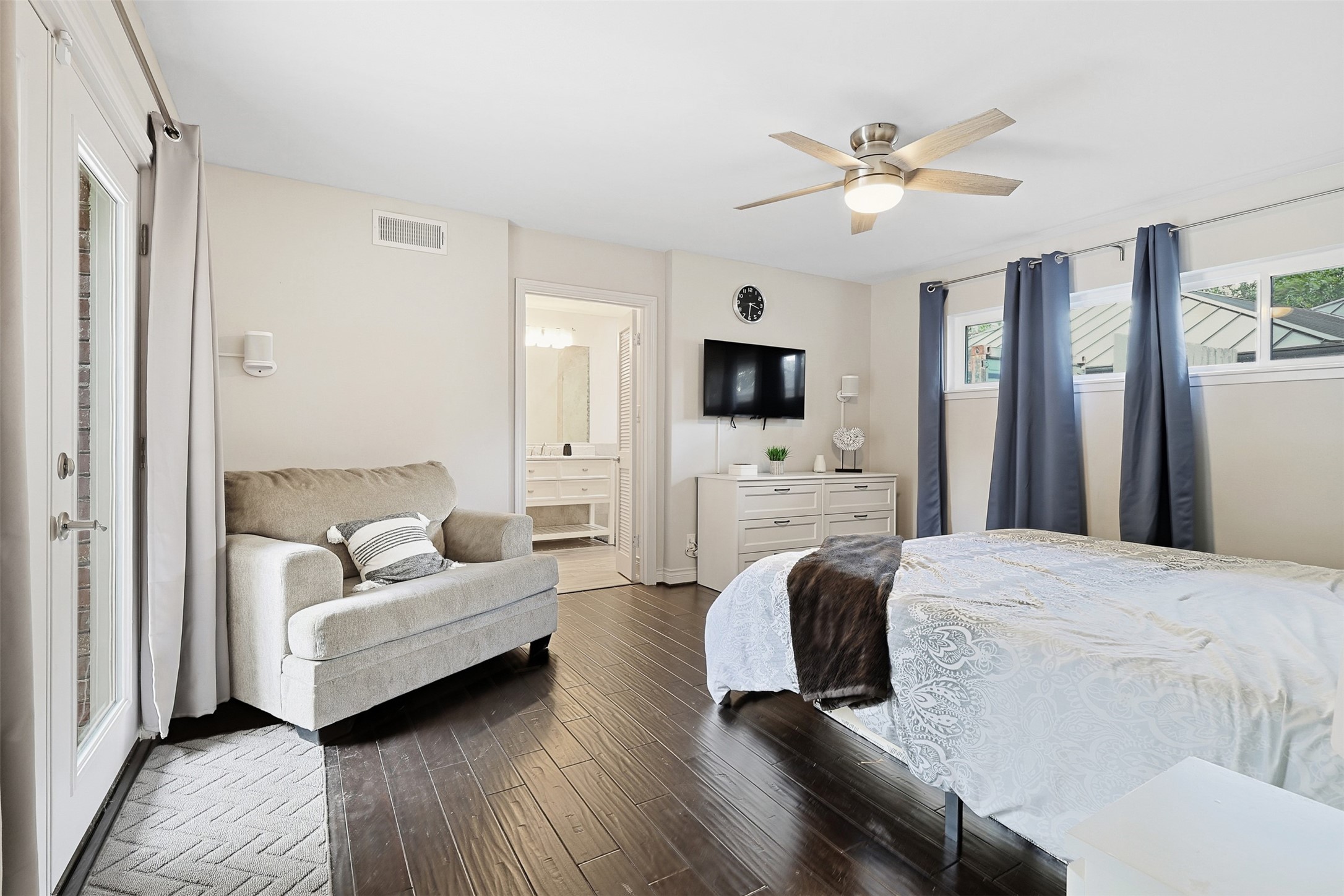 5218 Imogene Street Houston, TX 77096 - Photo 18 of 32