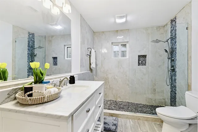 $599,000 | 5218 Imogene Street, Houston, TX 77096