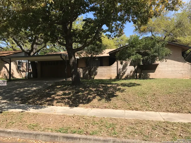 $1,600 | 6006 Forest Crest Street, San Antonio, TX 78240