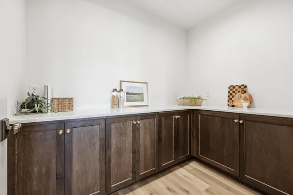 $978,000 | 505 Oak Street North, Unit 512, Fargo, ND 58102