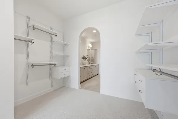 $978,000 | 505 Oak Street North, Unit 512, Fargo, ND 58102