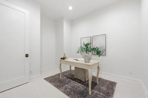 $978,000 | 505 Oak Street North, Unit 512, Fargo, ND 58102