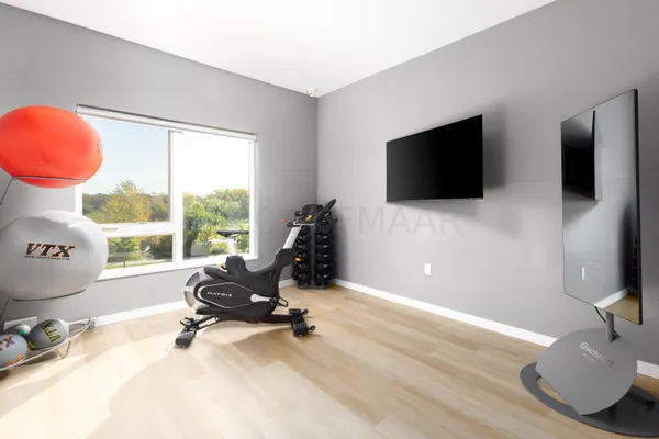 $978,000 | 505 Oak Street North, Unit 512, Fargo, ND 58102