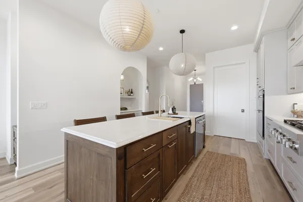 $978,000 | 505 Oak Street North, Unit 512, Fargo, ND 58102