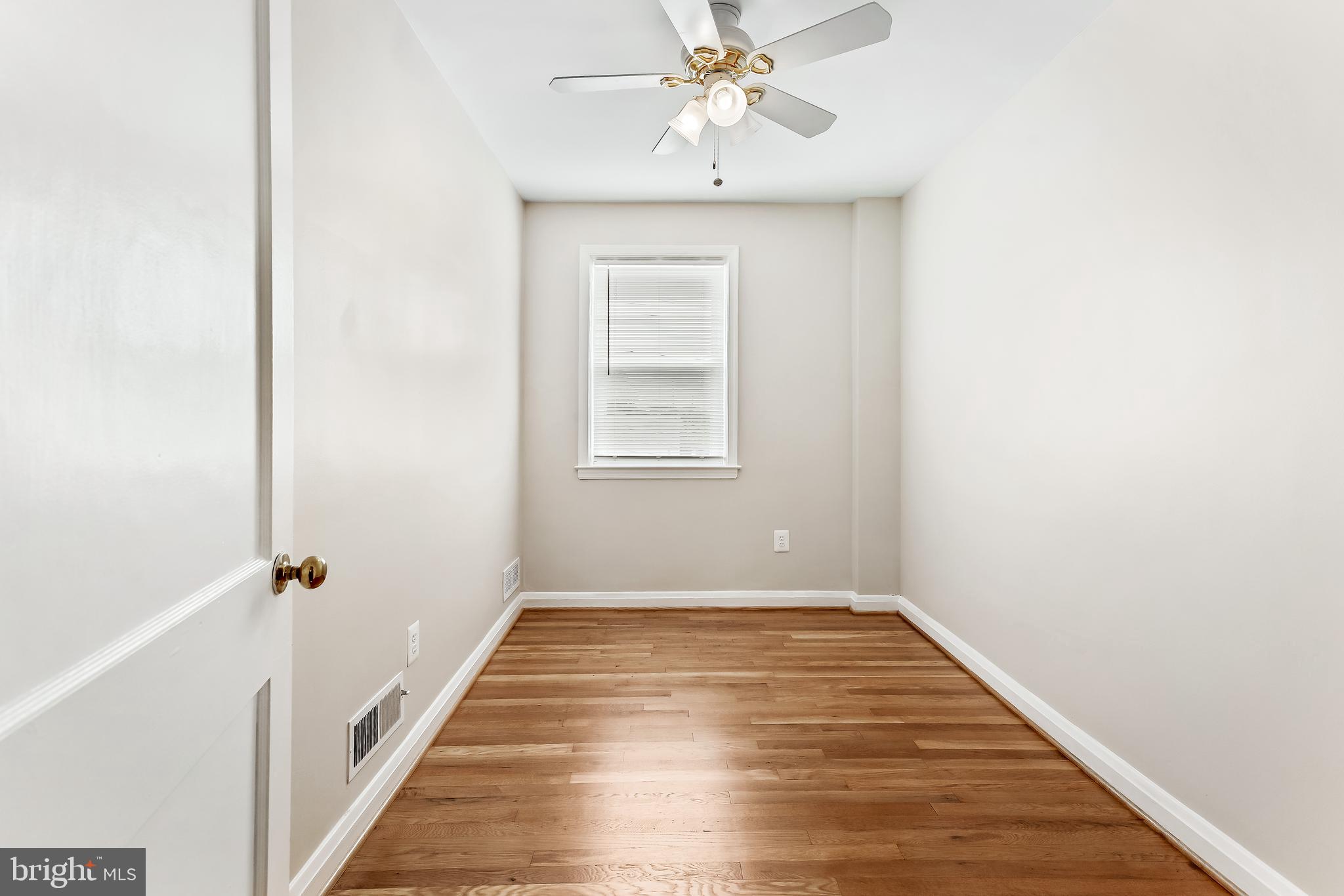7259 Stratton Way Baltimore, MD 21224 - Photo 16 of 29 Bedroom 2