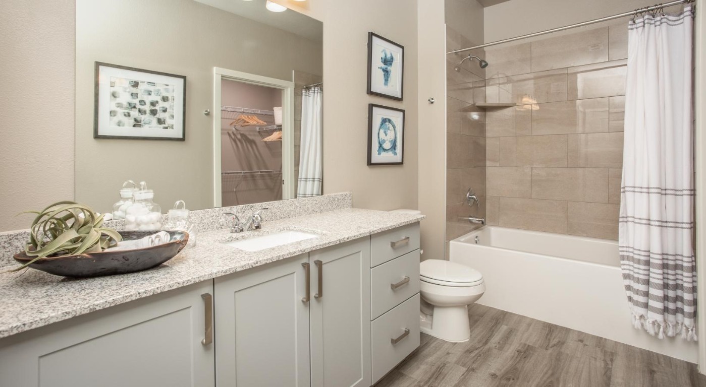 19770 Clay Road, Unit 33208 Katy, TX 77449 - Photo 12 of 35