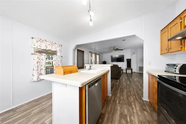 $214,990 | 915 Keen Road, Unit 915, Frostproof, FL 33843