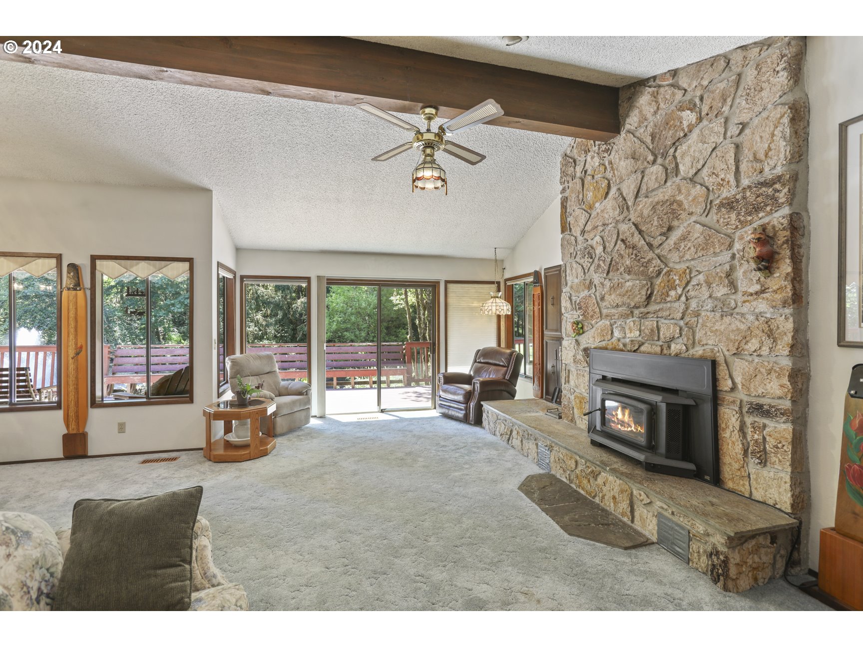 26878 Kingsley Road Scappoose, OR 97056 - Photo 5 of 46 Gallery Image 5