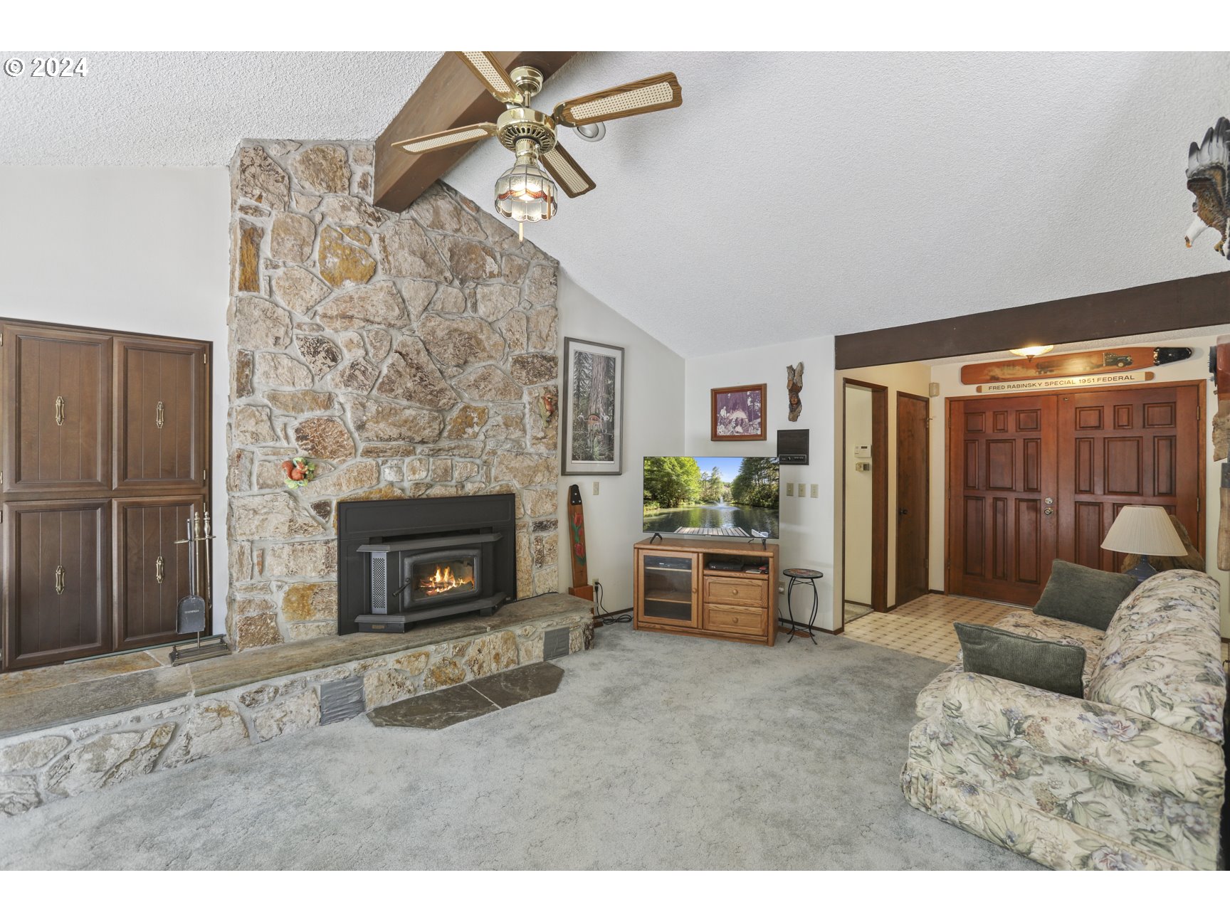 26878 Kingsley Road Scappoose, OR 97056 - Photo 8 of 46 Gallery Image 8