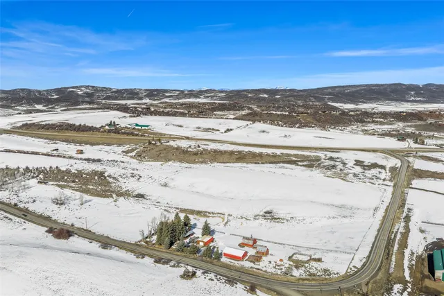$950,000 | 131 State Highway, Steamboat Springs, CO 80487