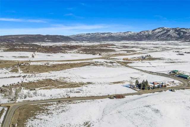 $950,000 | 131 State Highway, Steamboat Springs, CO 80487