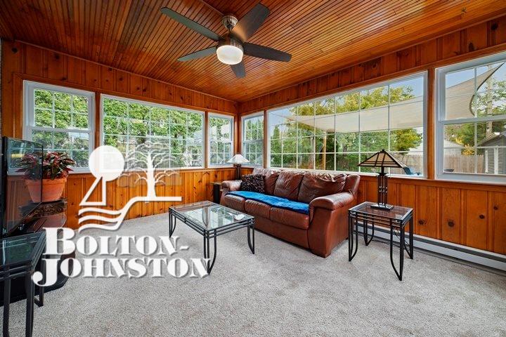 1675 Fairholme Road Grosse Pointe Woods, MI 48236 - Photo 12 of 33