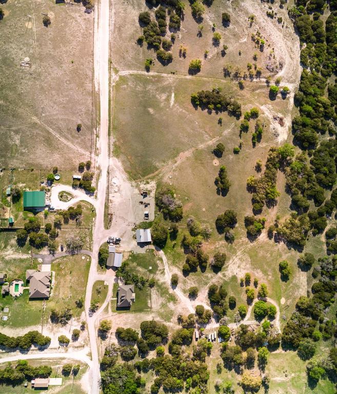 690 B County Road 4707 Kempner, TX 76539 - Photo 8 of 8 a bathroom with a shower