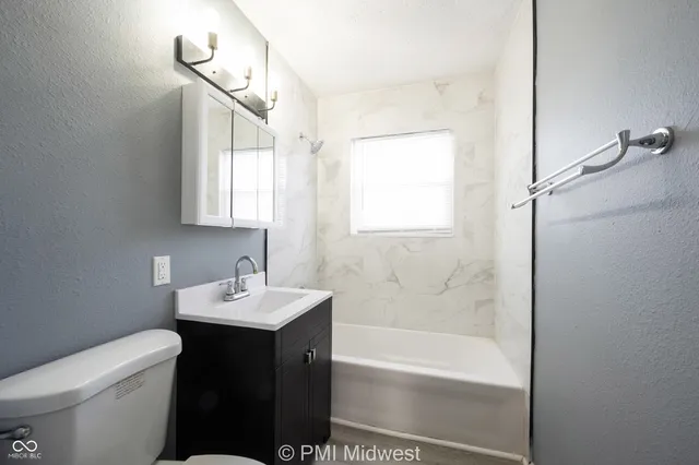 $875 | 6054 East 16th Street, Indianapolis, IN 46219