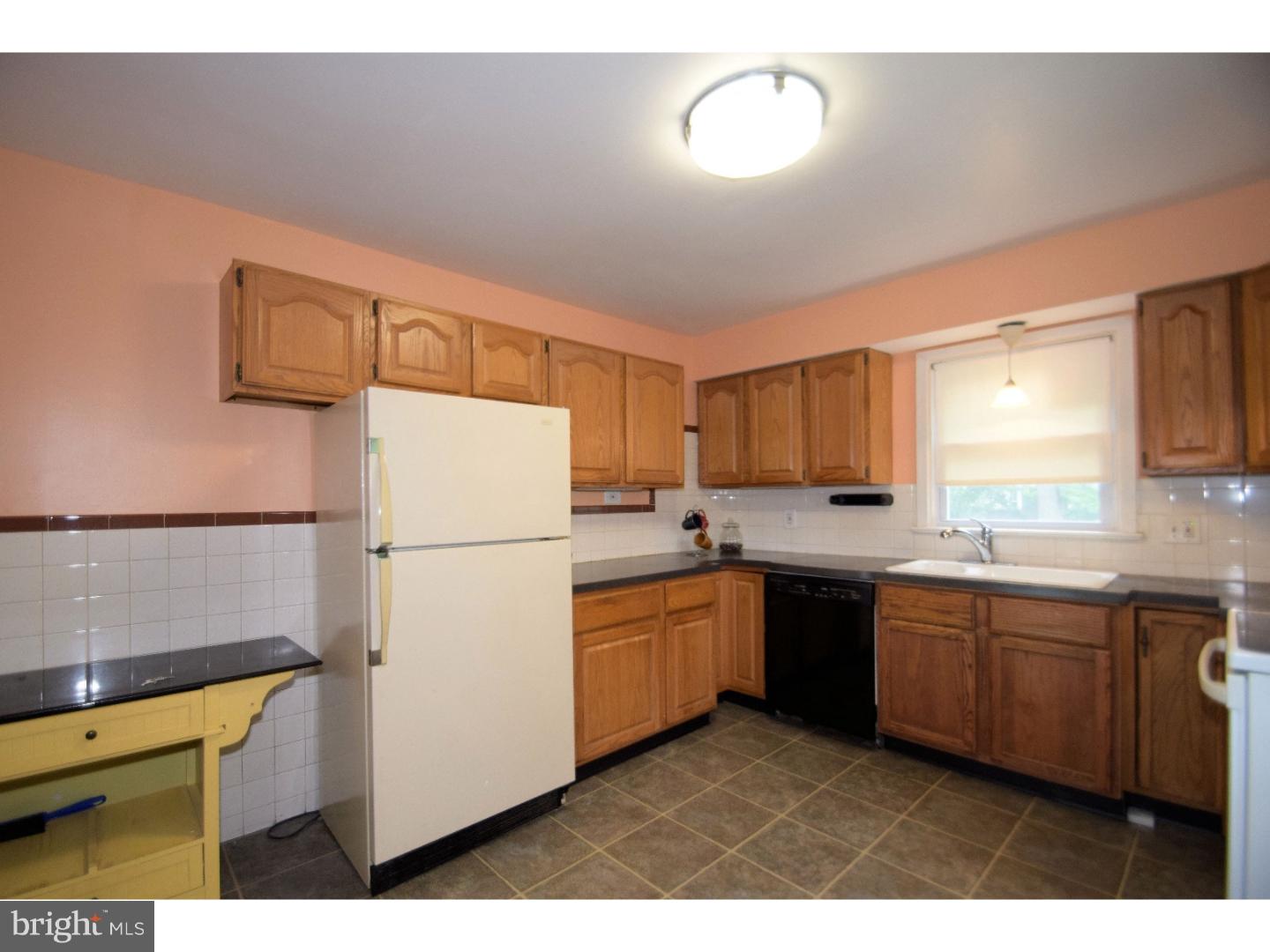 214 Bickley Road Glenside, PA 19038 - Photo 8 of 25 Gallery Image 8