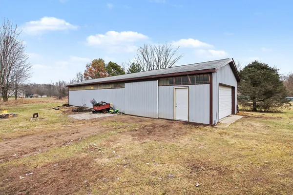 $420,000 | 10790 Cedar River Estates Drive, Fowlerville, MI 48836