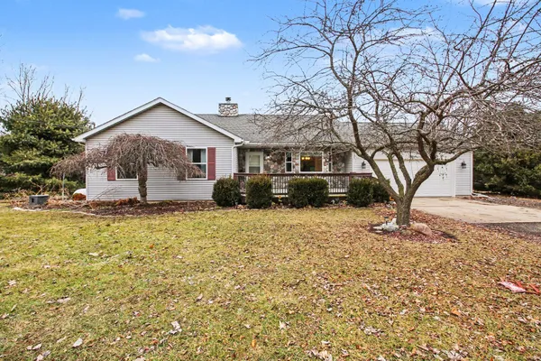 $420,000 | 10790 Cedar River Estates Drive, Fowlerville, MI 48836