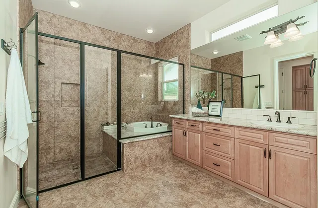 $809,000 | 1562 North Empire, Clovis, CA 93619