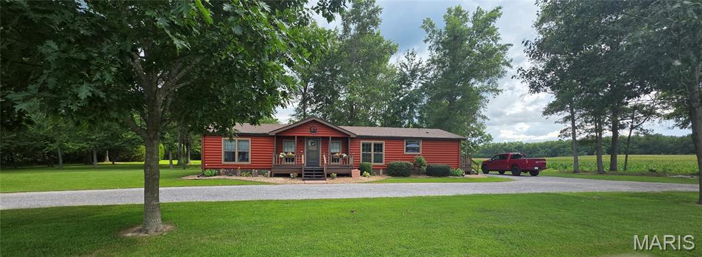 18371 Perry Road Pittsburg, IL 62974 - Photo 3 of 61