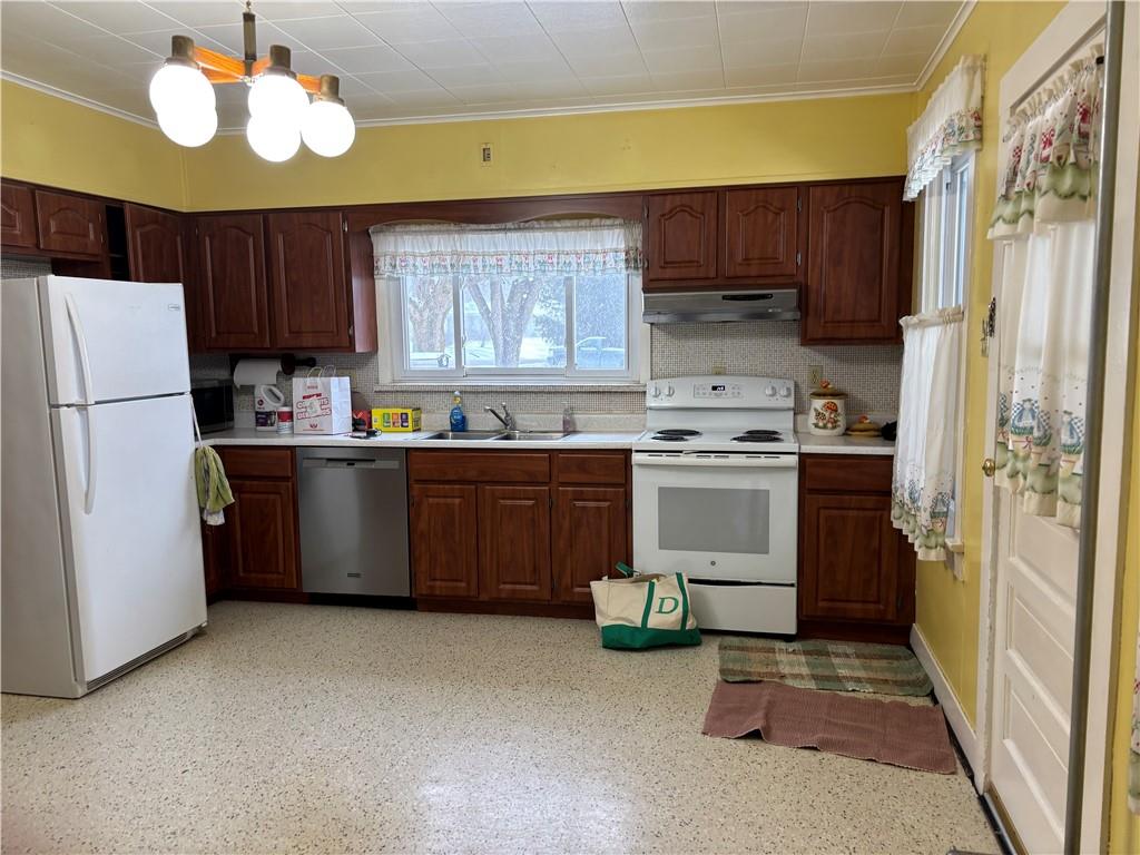 1205 Millwood Road Derry, PA 15627 - Photo 14 of 25