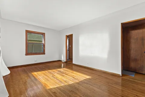 $315,000 | 5748 35th Avenue South, Minneapolis, MN 55417