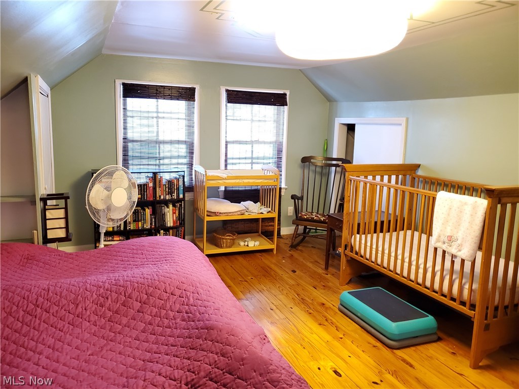 4198 Stilmore Road Cleveland, OH 44121 - Photo 28 of 35