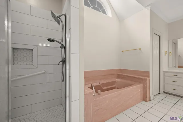 $640,000 | 5802 Highland Road, Baton Rouge, LA 70808