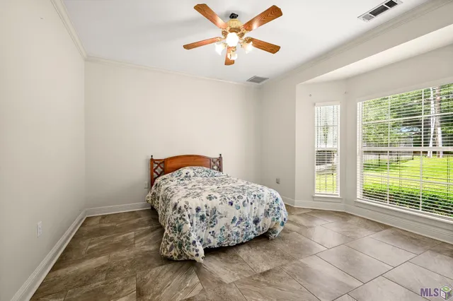 $640,000 | 5802 Highland Road, Baton Rouge, LA 70808