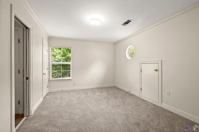 $640,000 | 5802 Highland Road, Baton Rouge, LA 70808