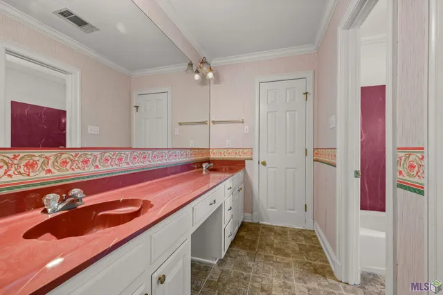 $640,000 | 5802 Highland Road, Baton Rouge, LA 70808