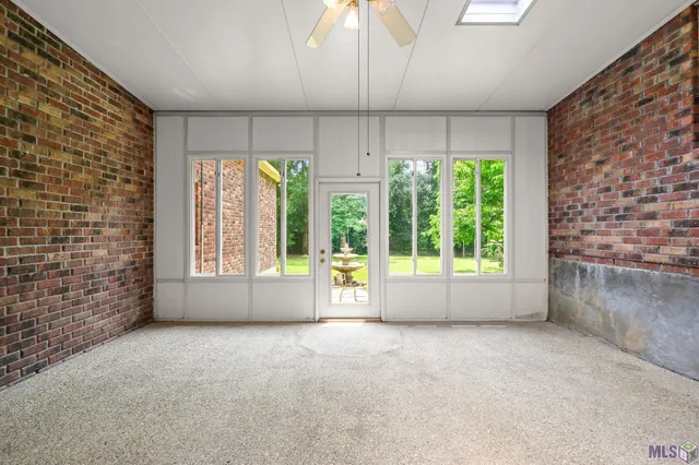 $640,000 | 5802 Highland Road, Baton Rouge, LA 70808