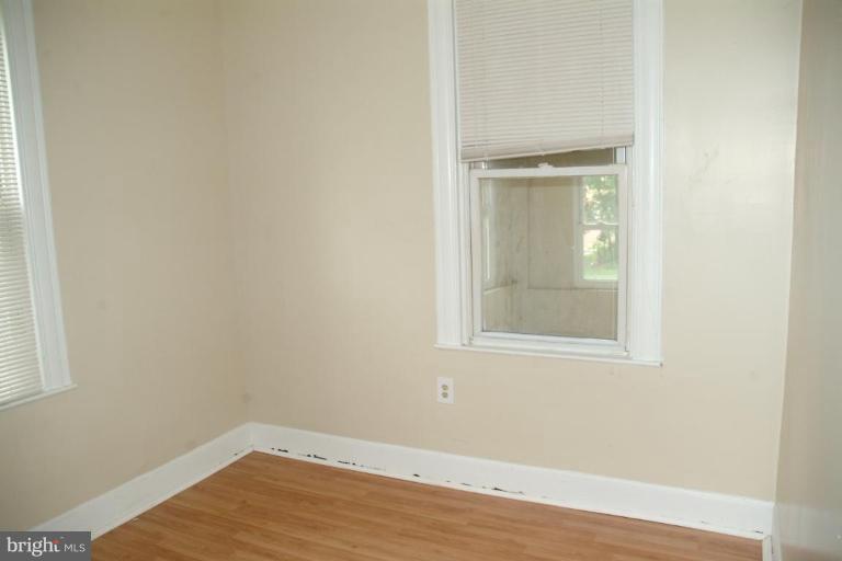 2806 Hollins Ferry Road Baltimore, MD 21230 - Photo 7 of 9 Bedroom #2