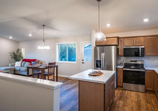 $341,800 | 2414 15th Street Southeast, Rochester, MN 55904