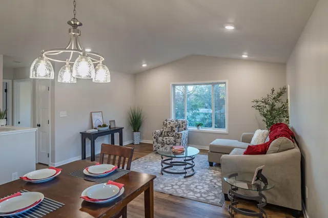 $341,800 | 2414 15th Street Southeast, Rochester, MN 55904