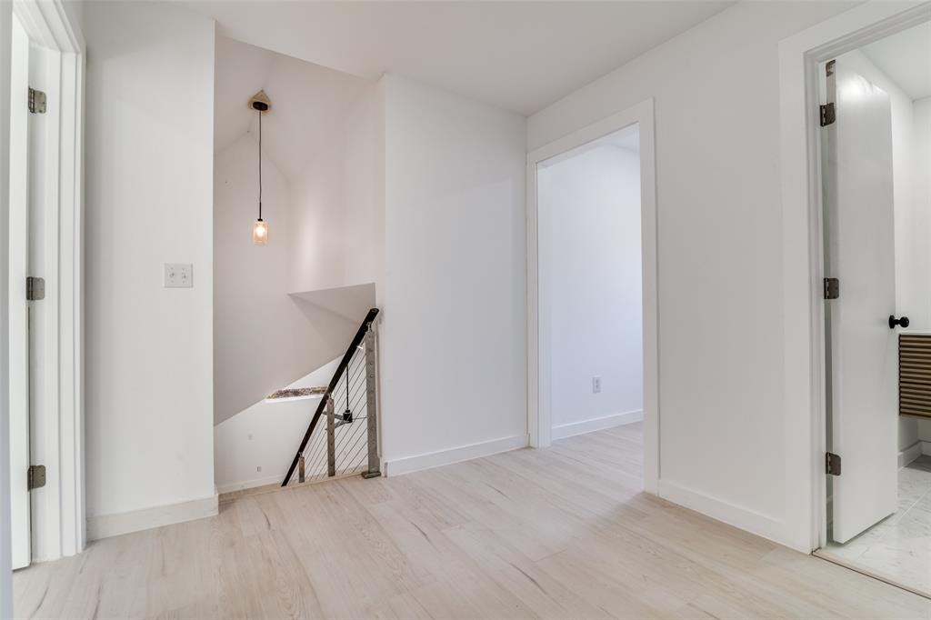 250 Skyview Point, TX 75472 - Photo 20 of 34 a view of an empty room with stairs