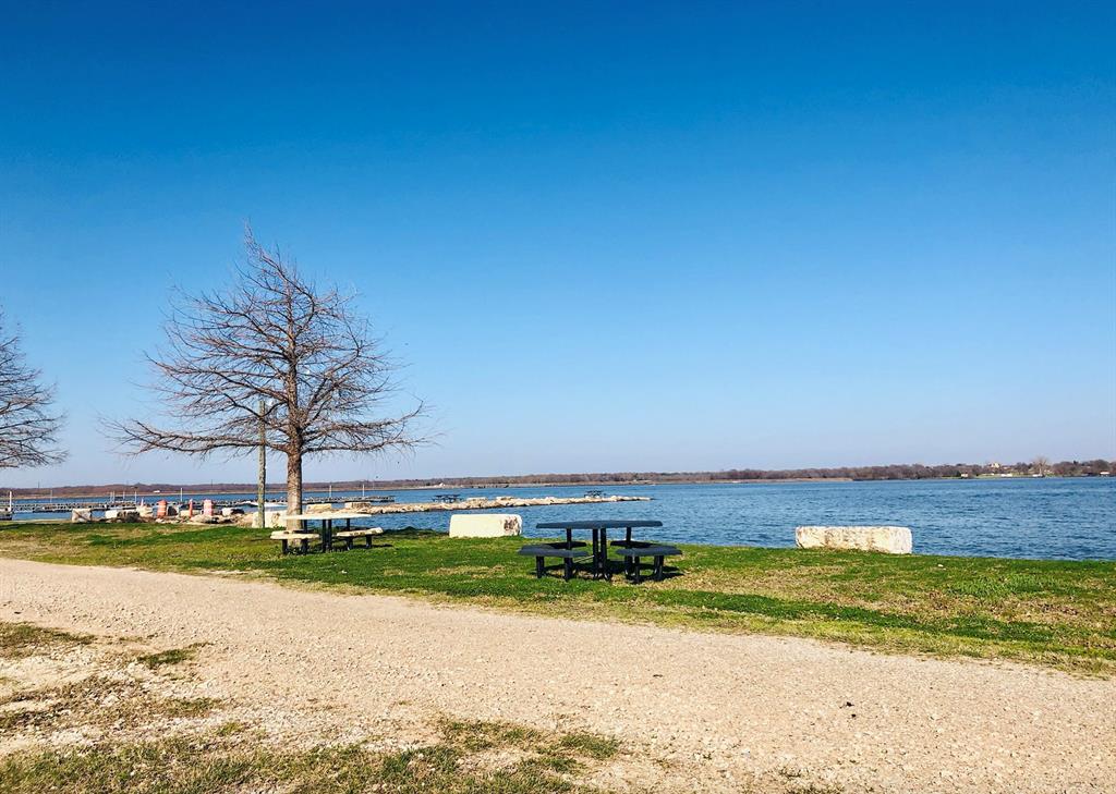 250 Skyview Point, TX 75472 - Photo 29 of 34 a view of an ocean and beach