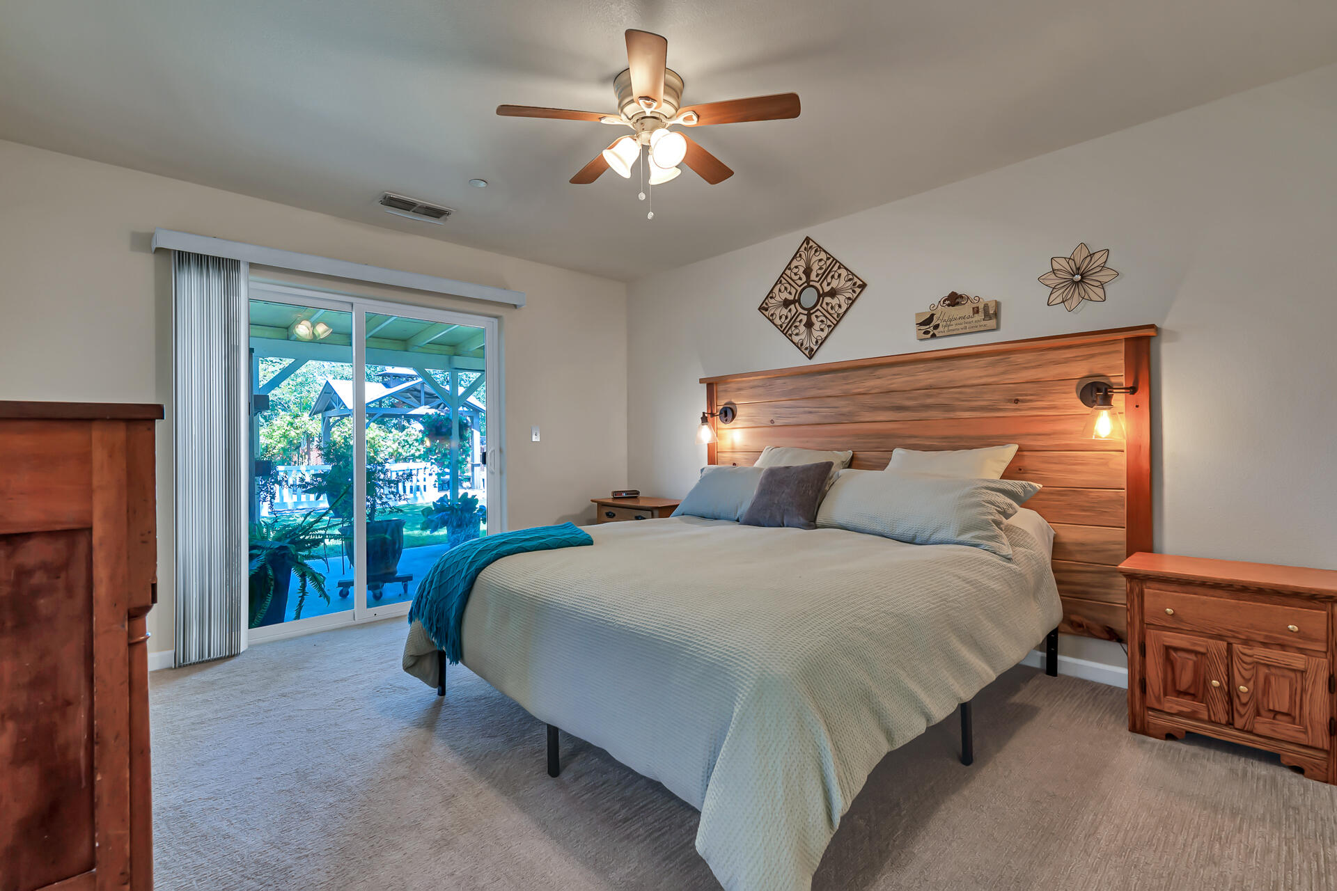 1750 Diamond Street Anderson, CA 96007 - Photo 22 of 54 Primary Bedroom