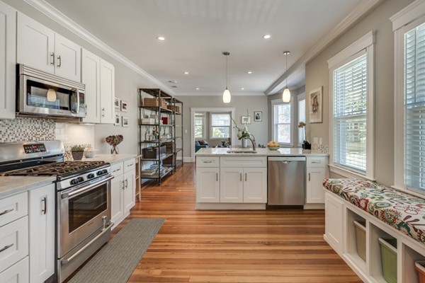 293 Huron Avenue, Unit 2 Cambridge, MA 02138 - Photo 7 of 29