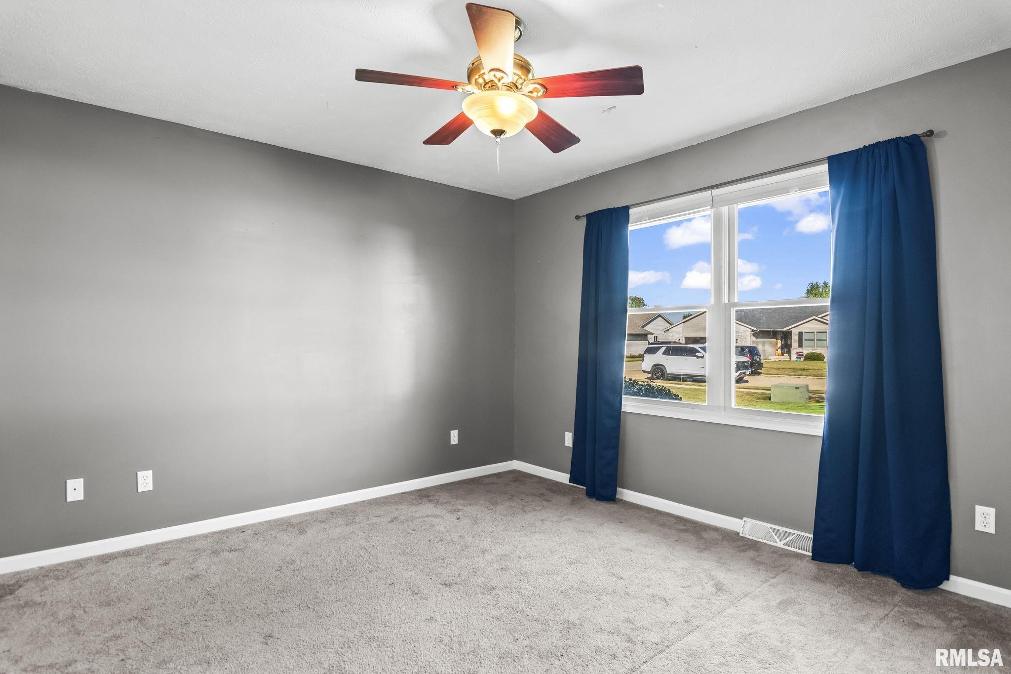 1129 Woodhaven Court Chatham, IL 62629 - Photo 27 of 39