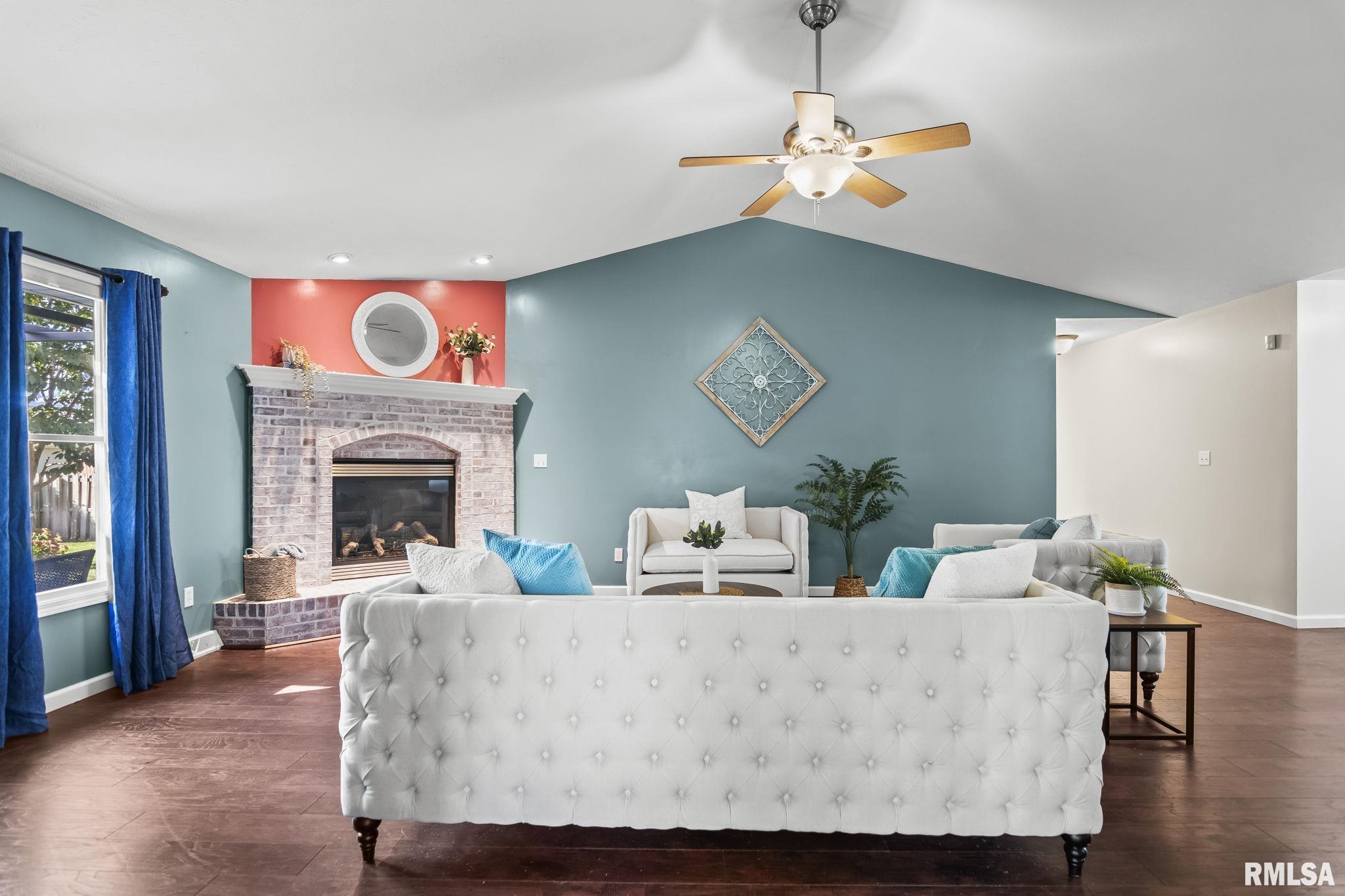 1129 Woodhaven Court Chatham, IL 62629 - Photo 8 of 39