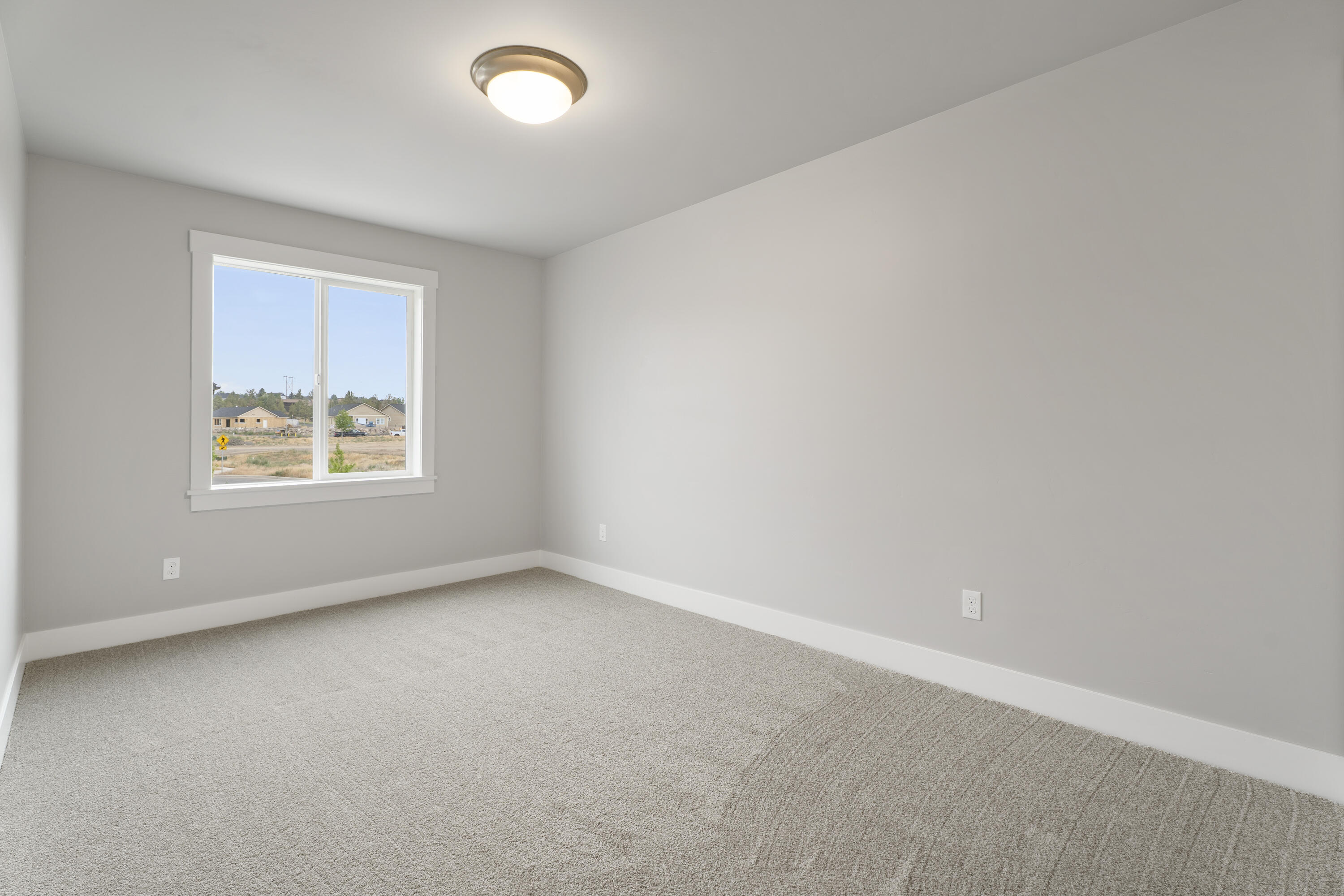 3937 Southwest Coyote Avenue, Unit LOT 154 Redmond, OR 97756 - Photo 20 of 24 19-Bedroom