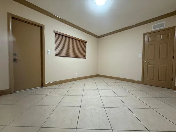 $2,300 | 744 Northeast 14th Avenue, Unit 12, Fort Lauderdale, FL 33304