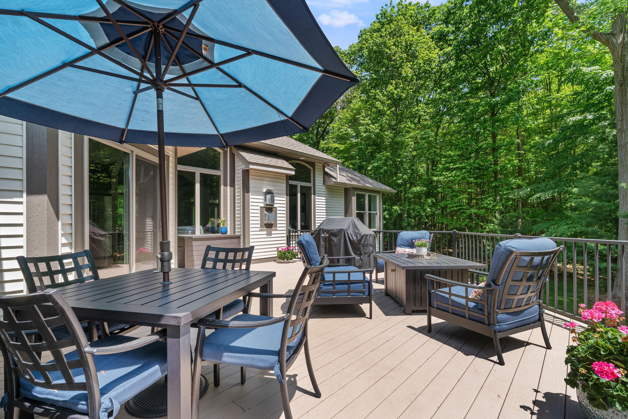 16528 West Fruitport Road Spring Lake, MI 49456 - Photo 50 of 59 50_beyc6a47cb31c6bd3