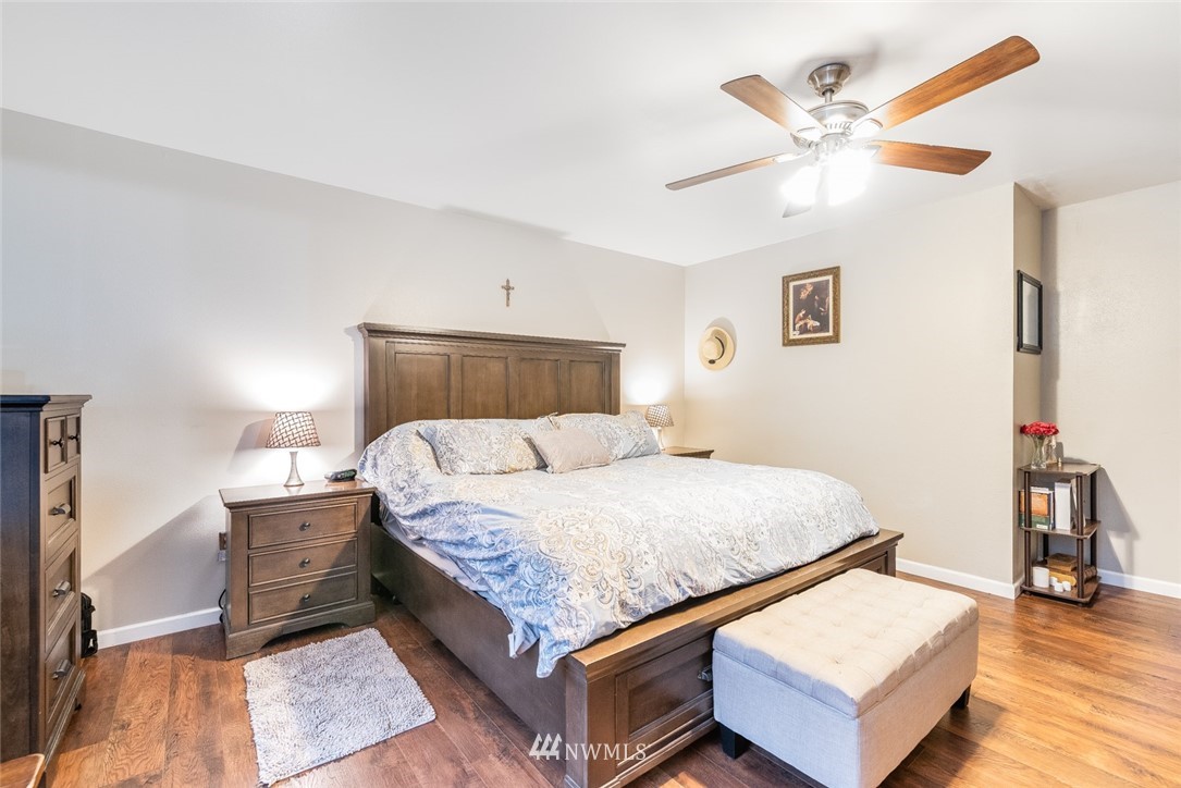5010 East Rasor Road Belfair, WA 98528 - Photo 13 of 40 Gallery Image 13