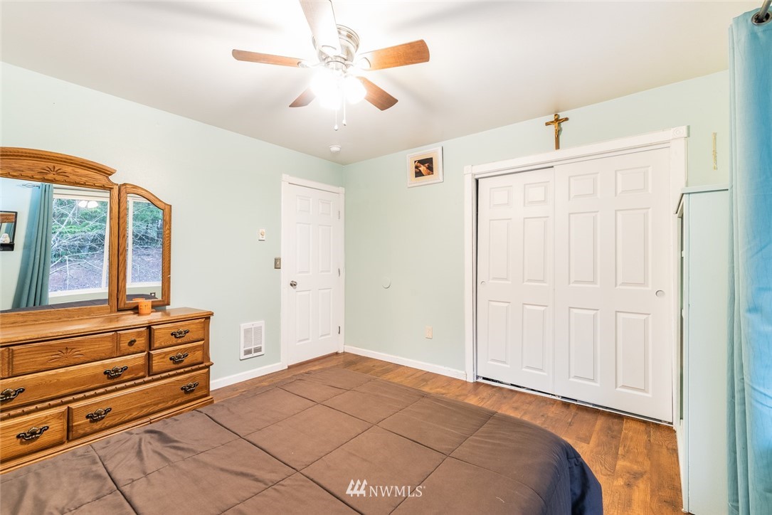 5010 East Rasor Road Belfair, WA 98528 - Photo 23 of 40 Gallery Image 23